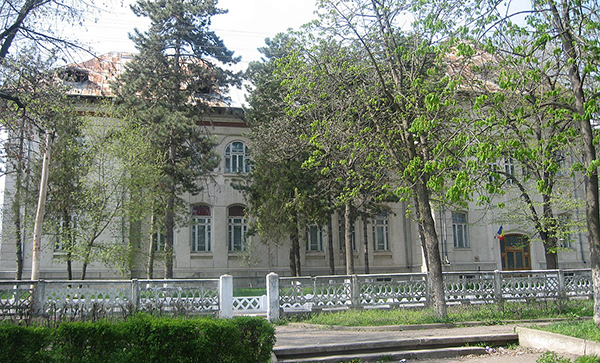 Colegiul National Cuza Voda Husi